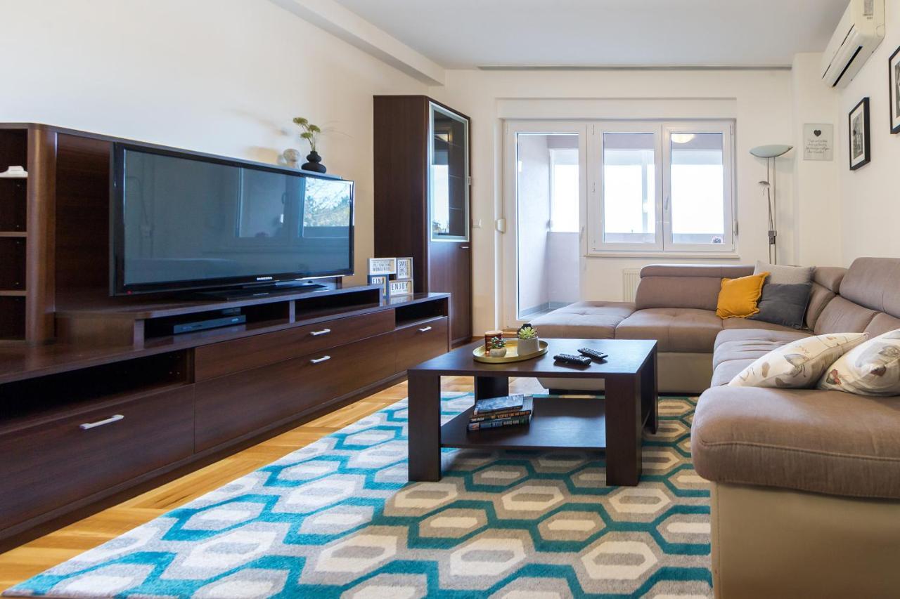 Apartmán Oscar Osijek Exteriér fotografie
